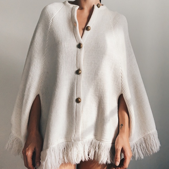 Vintage Sweaters - VINTAGE Knit Poncho Brass Hardware, Small